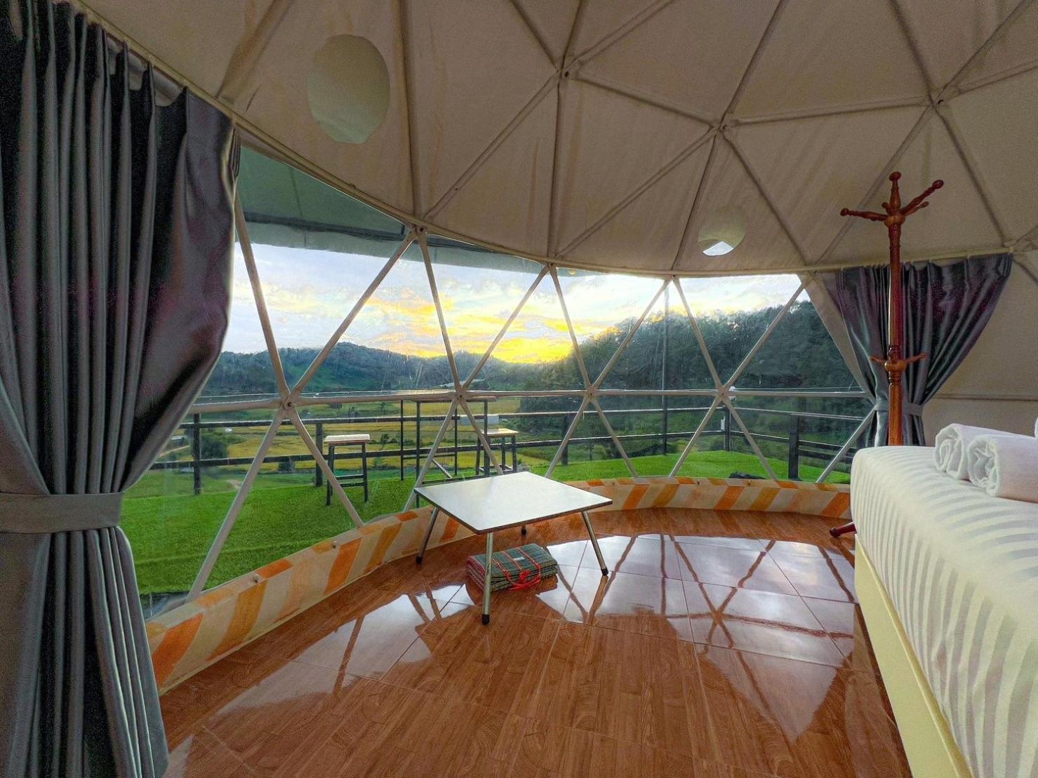 สวนไร่รุ่งอรุณ Suan Rai Rungarun Hotel Ban Na Pa Paek Luaran gambar